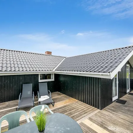 Unni - From The Sea By Interhome Feriehus