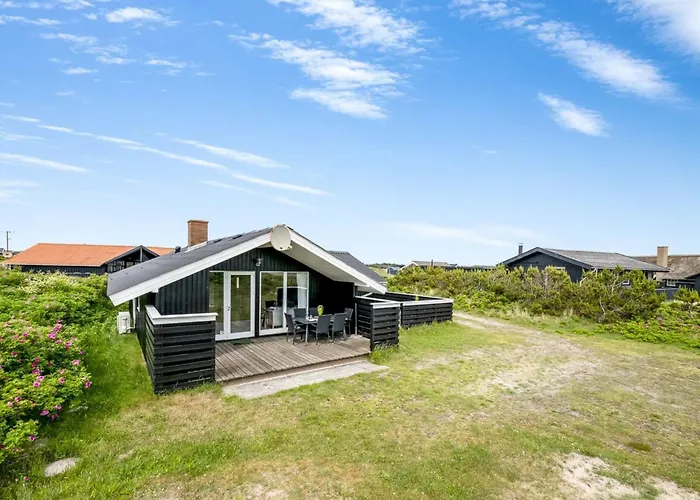 Unni - From The Sea By Interhome *